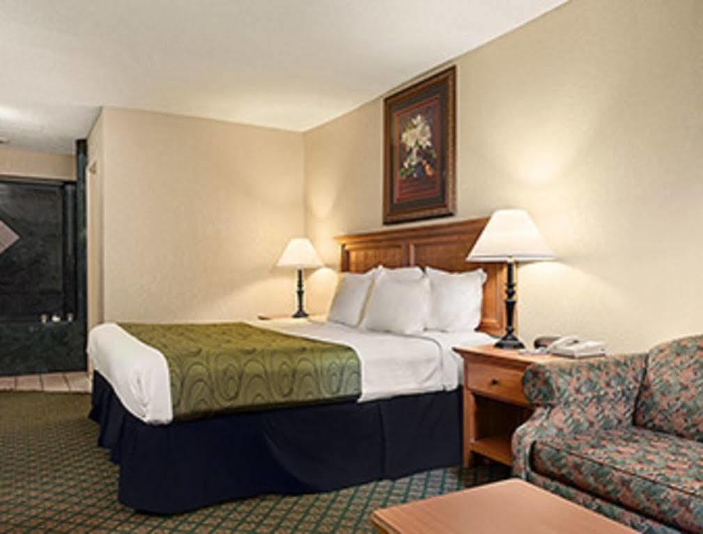 Days & By Wyndham Motel Stuttgart